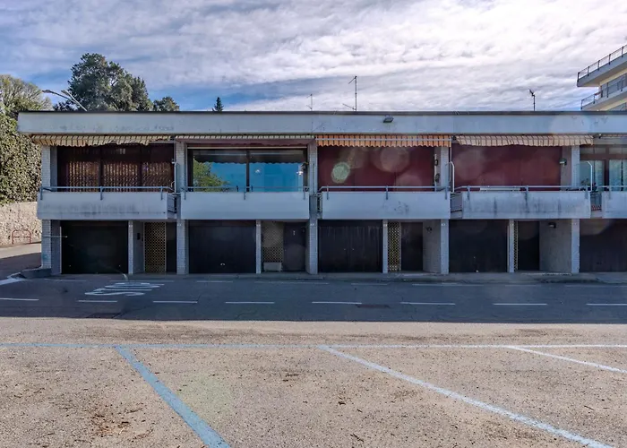 Attilio Front View By Interhome 이스프라